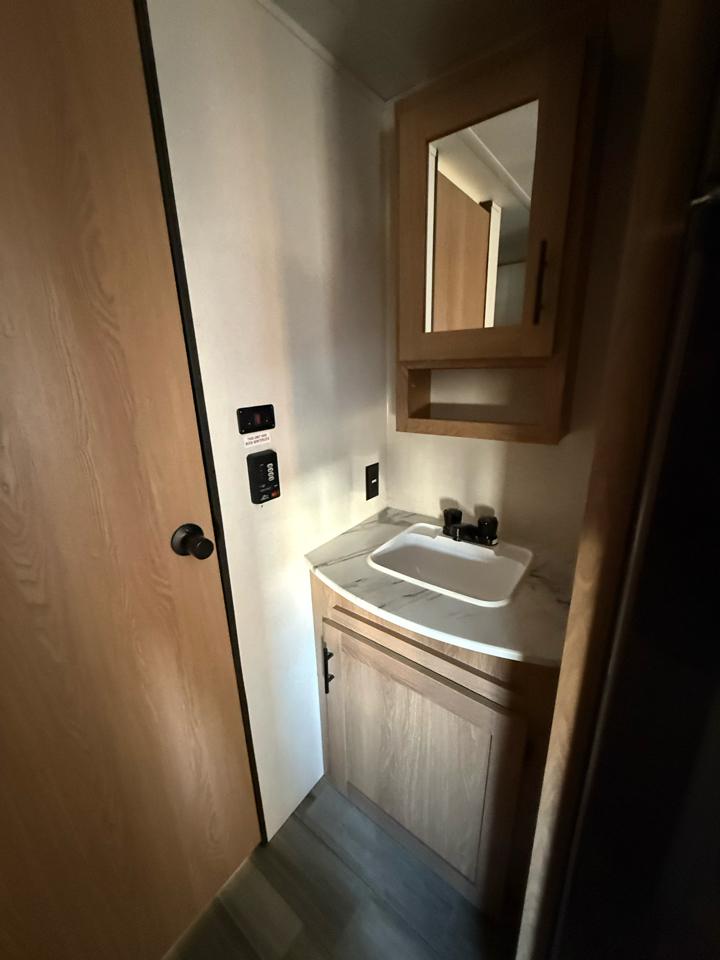 Forest River Avenger  2022