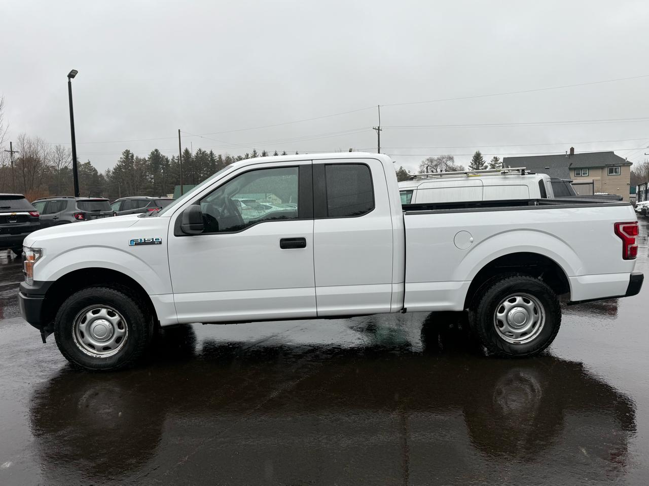 Ford F-150 4WD SuperCab 145" XL 2019