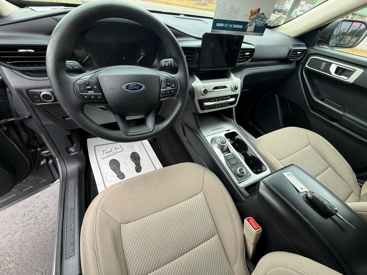 Ford Explorer Base AWD 2021