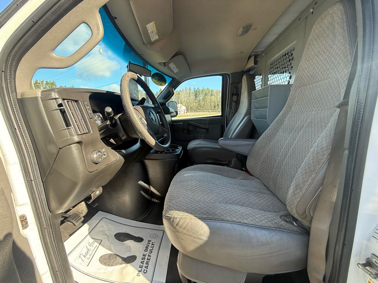 GMC Savana G2500 Cargo 2017