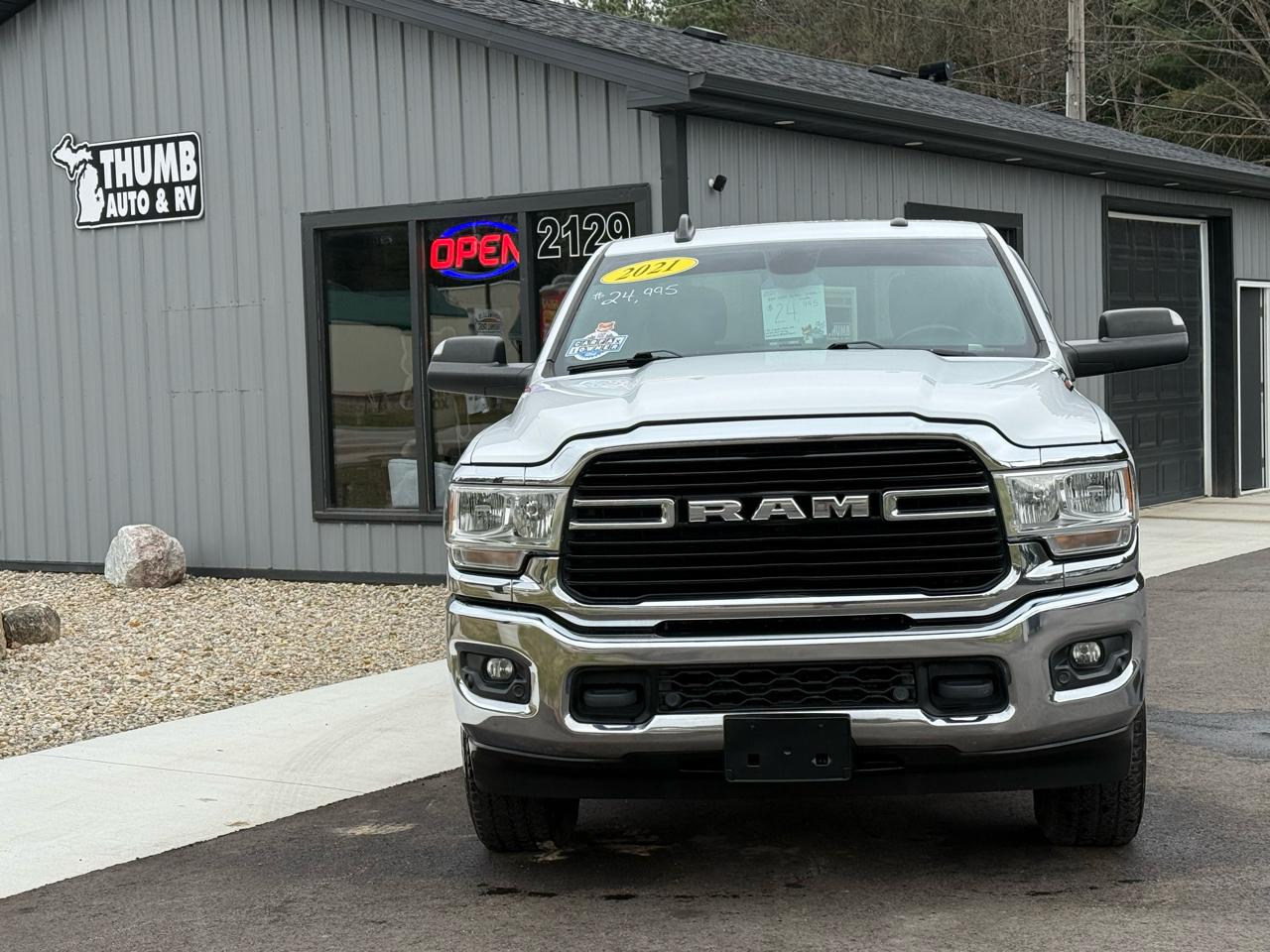 RAM 2500 Tradesman Crew Cab LWB 4WD 2021