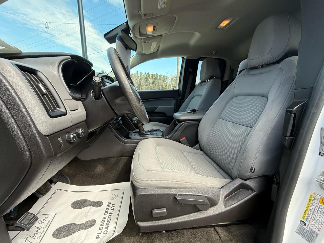 Chevrolet Colorado 4WD Ext Cab 128.3" Work Truck 2017