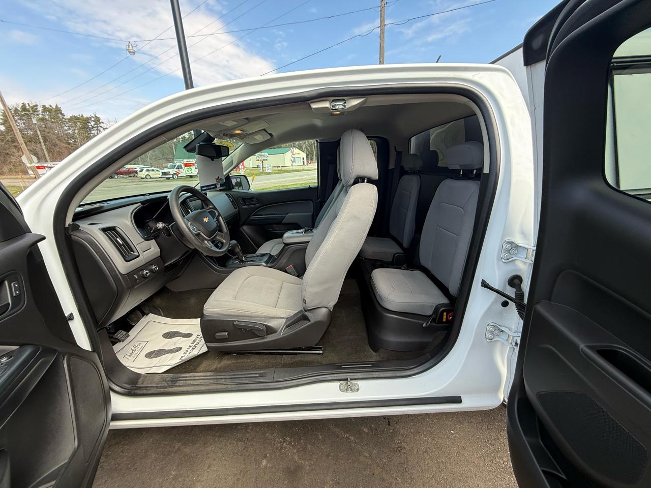 Chevrolet Colorado 4WD Ext Cab 128.3" Work Truck 2017