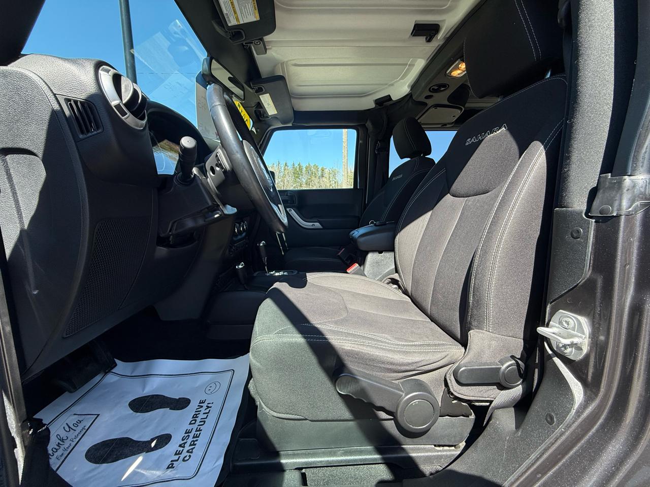 Jeep Wrangler Sahara 4WD 2017