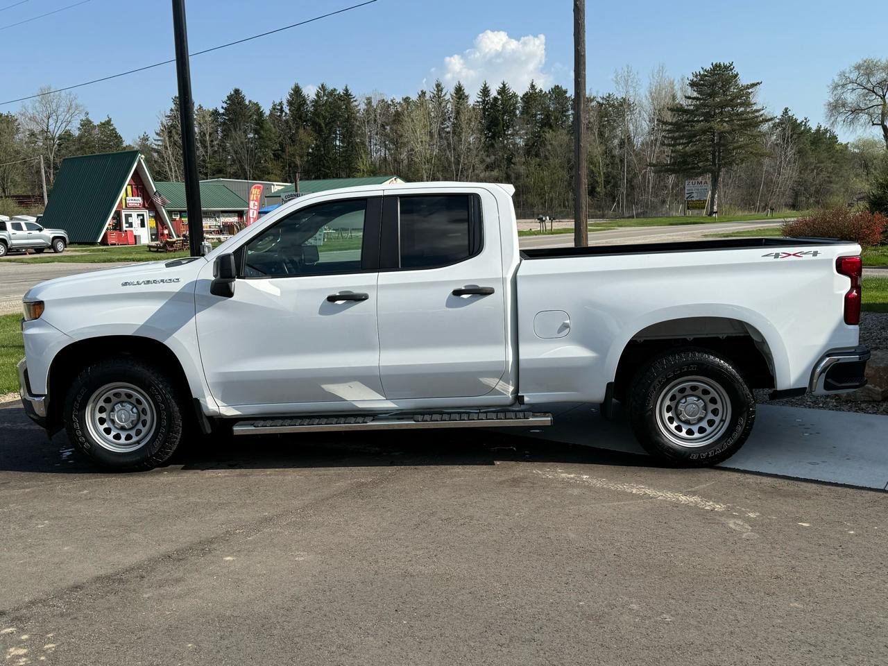 Chevrolet Silverado 1500 4WD Double Cab 143.5" Work Truck 2021