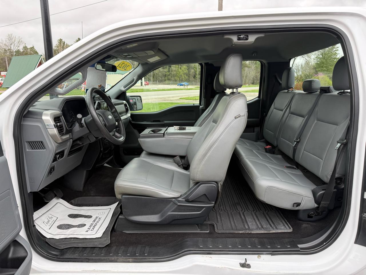 Ford F-150 4WD SuperCab 163" XL 2021