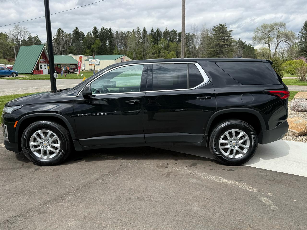 Chevrolet Traverse LS AWD 2022