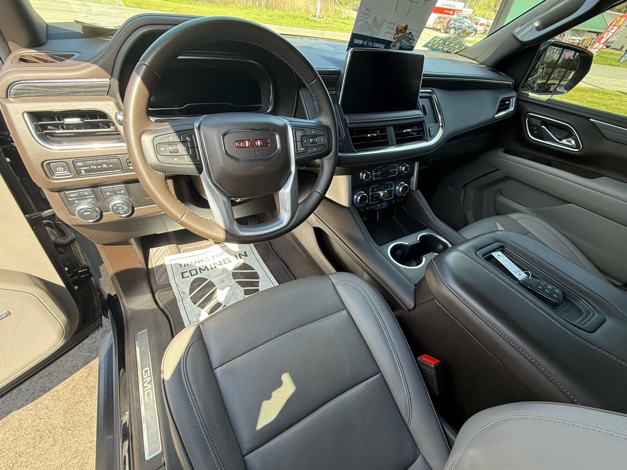 GMC Yukon SLT 4WD 2024