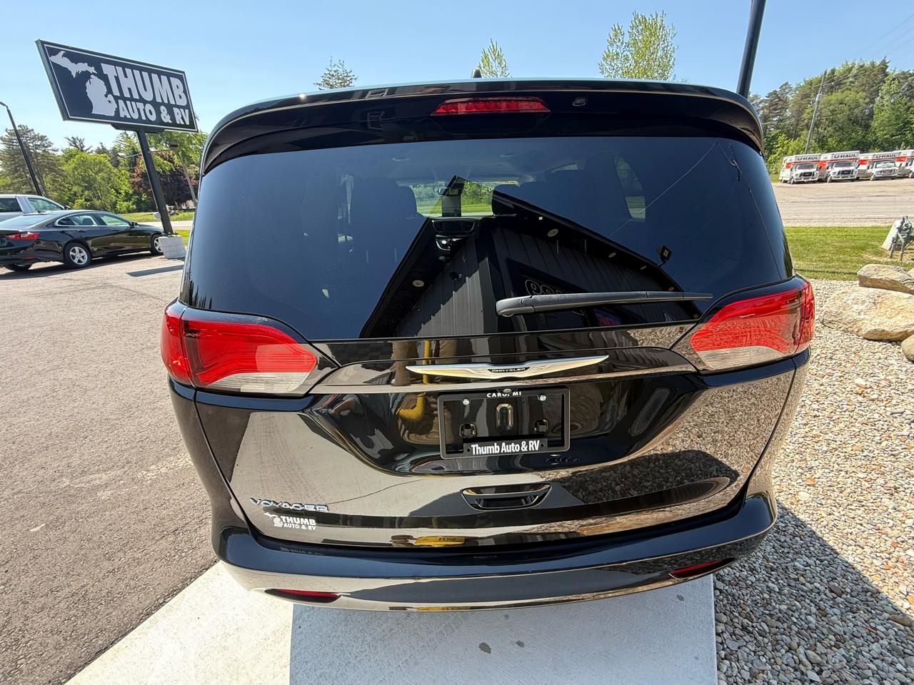 Chrysler Voyager LX 2024