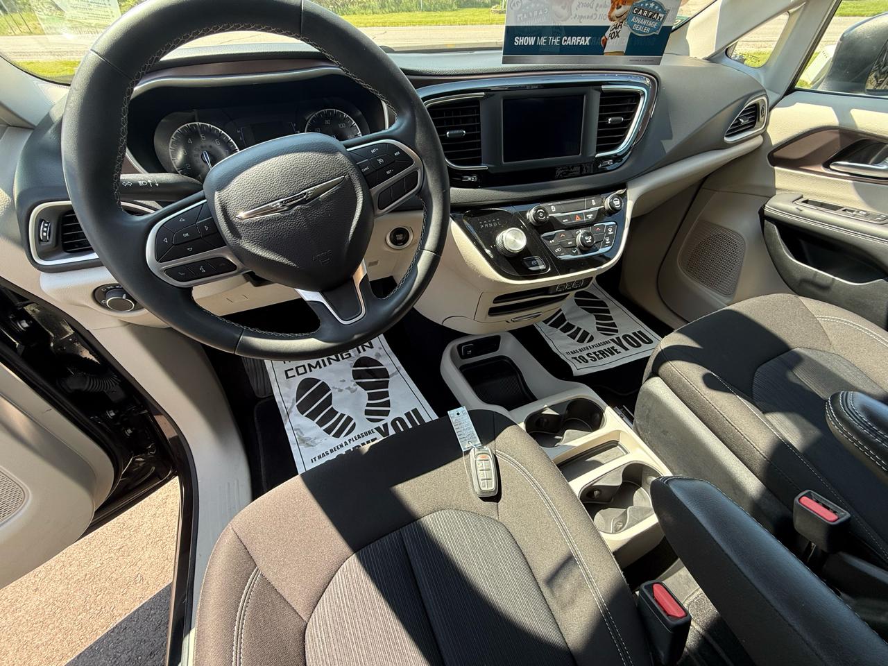 Chrysler Voyager LX 2024