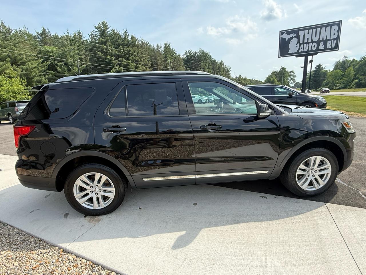 Ford Explorer 4dr XLT 4WD 2018