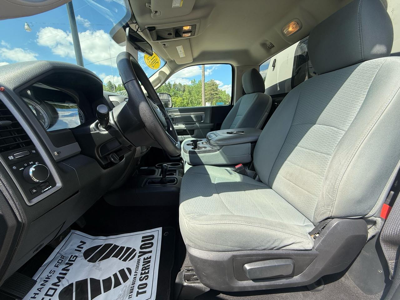 RAM 2500 Tradesman Regular Cab 4WD 2015