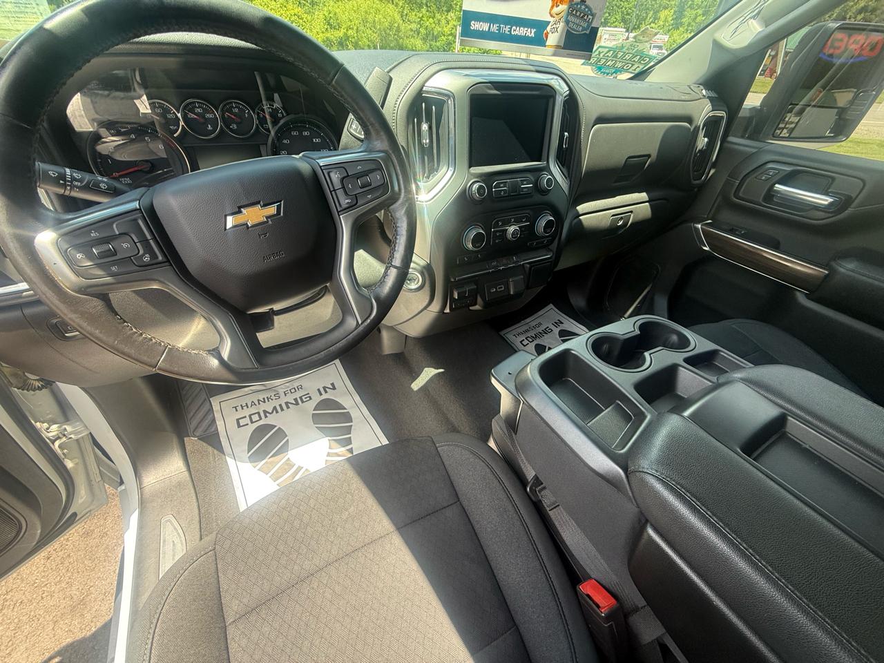 Chevrolet Silverado 2500HD 4WD Ext Cab 157.5" LT 2022