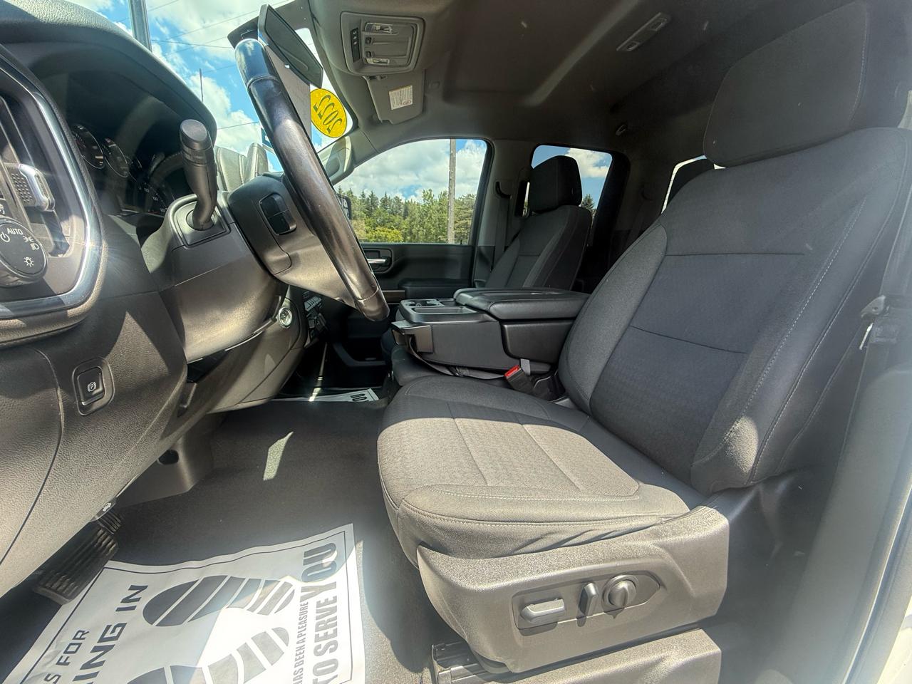 Chevrolet Silverado 2500HD 4WD Ext Cab 157.5" LT 2022