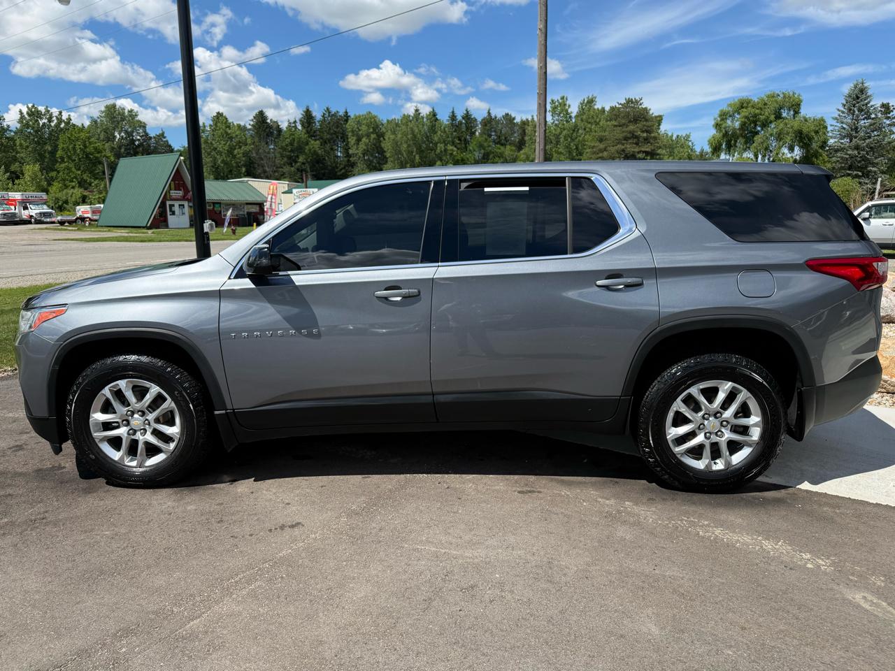 Chevrolet Traverse LS AWD 2021
