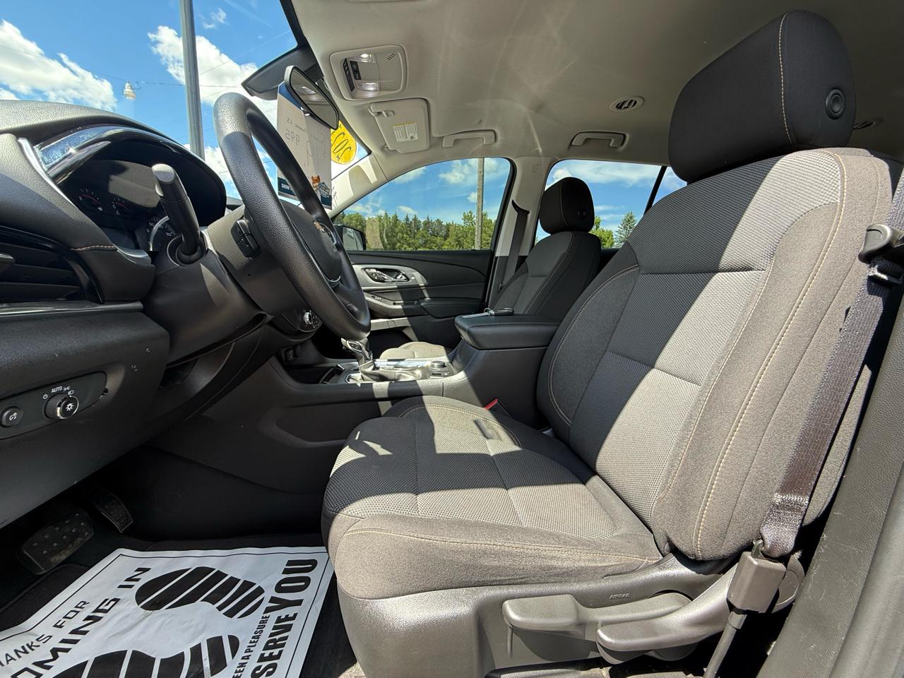 Chevrolet Traverse LS AWD 2021
