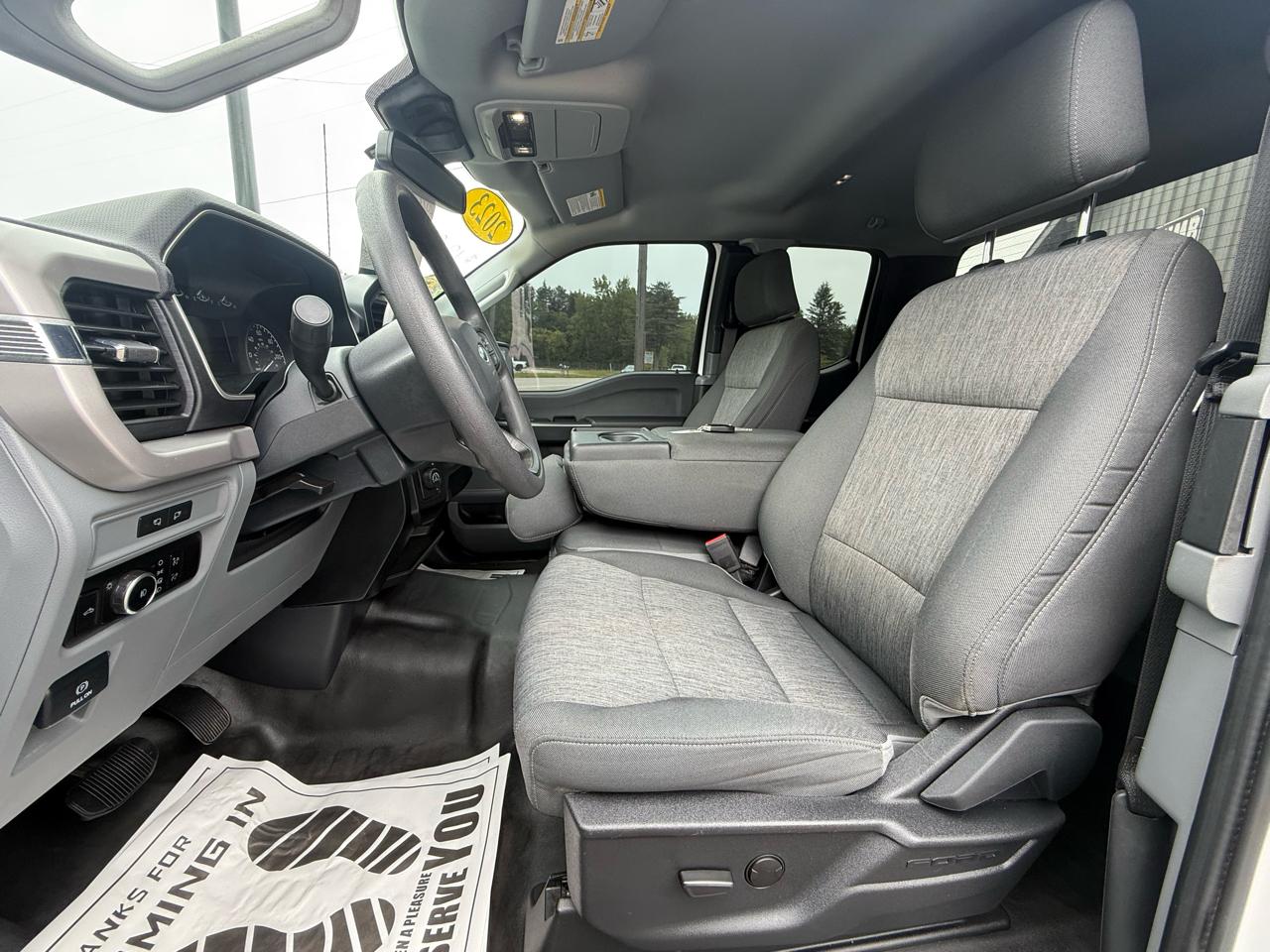 Ford F-150 4WD SuperCab 163" XL 2023