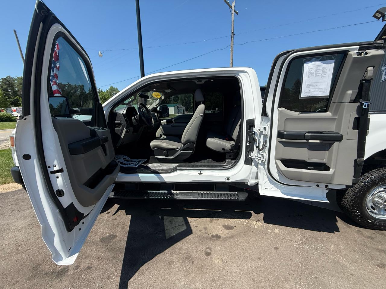 Ford F-250 SD XL SuperCab 4WD 2020