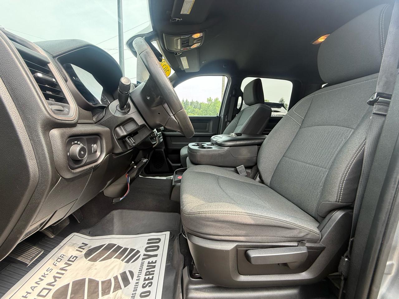 RAM 2500 Tradesman Crew Cab LWB 4WD 2022
