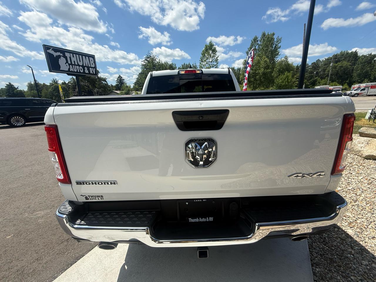 RAM 1500 Big Horn Crew Cab SWB 4WD 2023