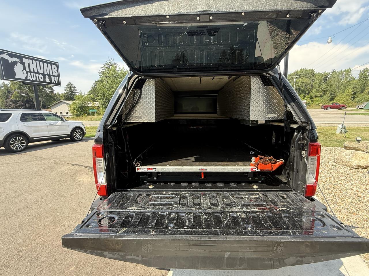 Ford F-250 SD XL Crew Cab Long Bed 4WD 2019