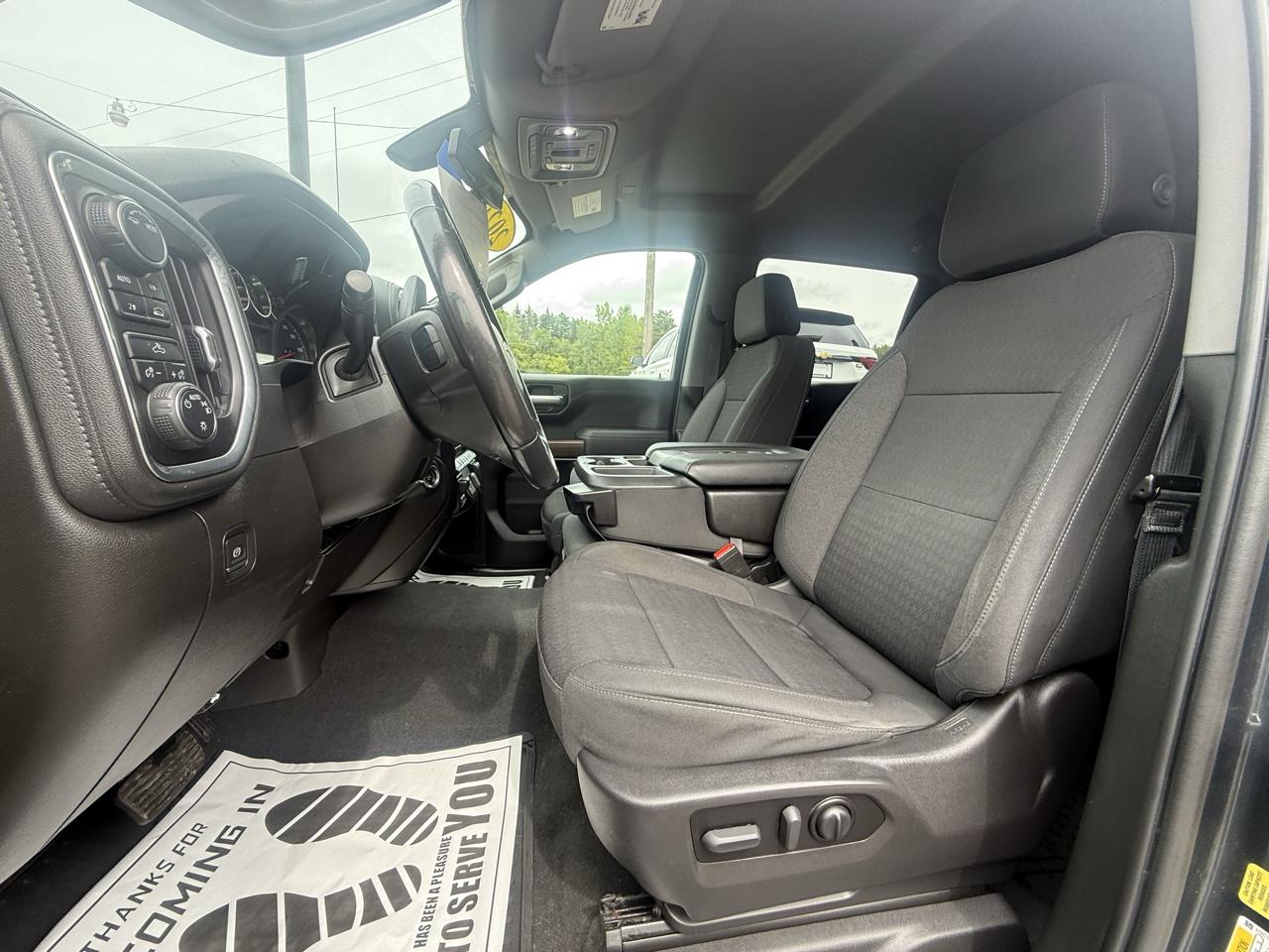 Chevrolet Silverado 1500 4WD Crew Cab 157" LT 2021