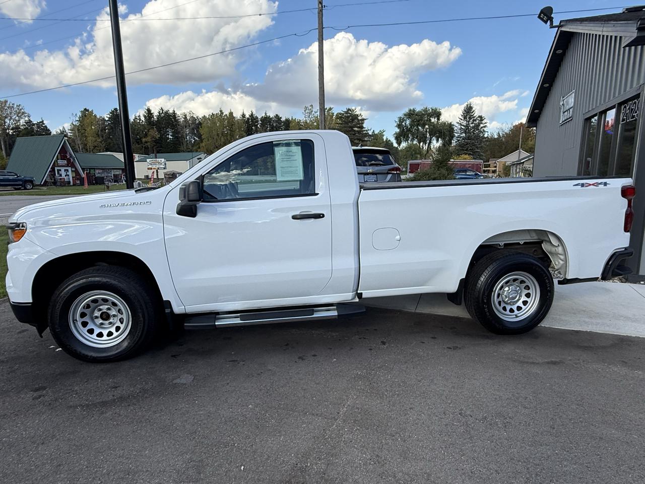 Chevrolet Silverado 1500 Reg. Cab Long Bed 4WD 2022