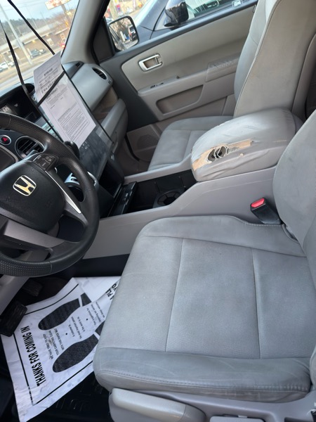 Honda Pilot LX 4WD 5-Spd AT 2010