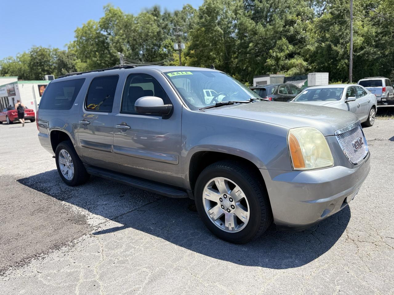 GMC Yukon XL SLE 1/2 Ton 4WD 2007