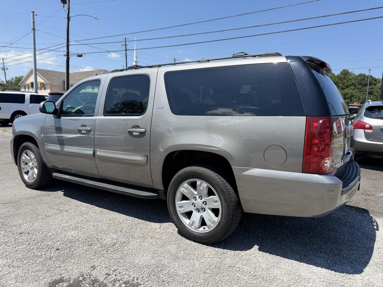 GMC Yukon XL SLE 1/2 Ton 4WD 2007