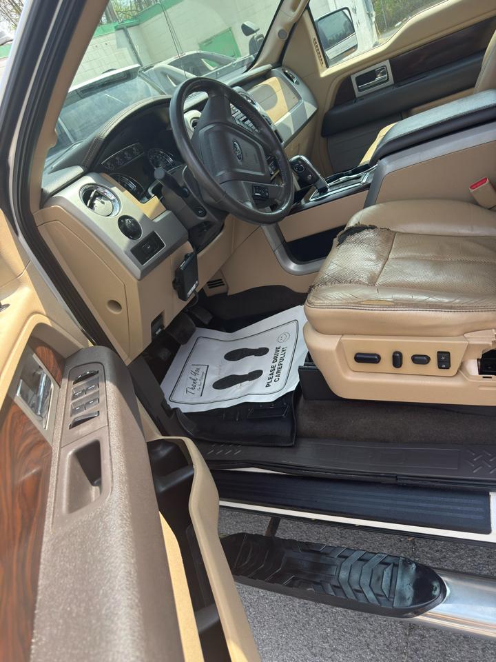 Ford F-150 XL SuperCrew 5.5-ft. Bed 4WD 2012