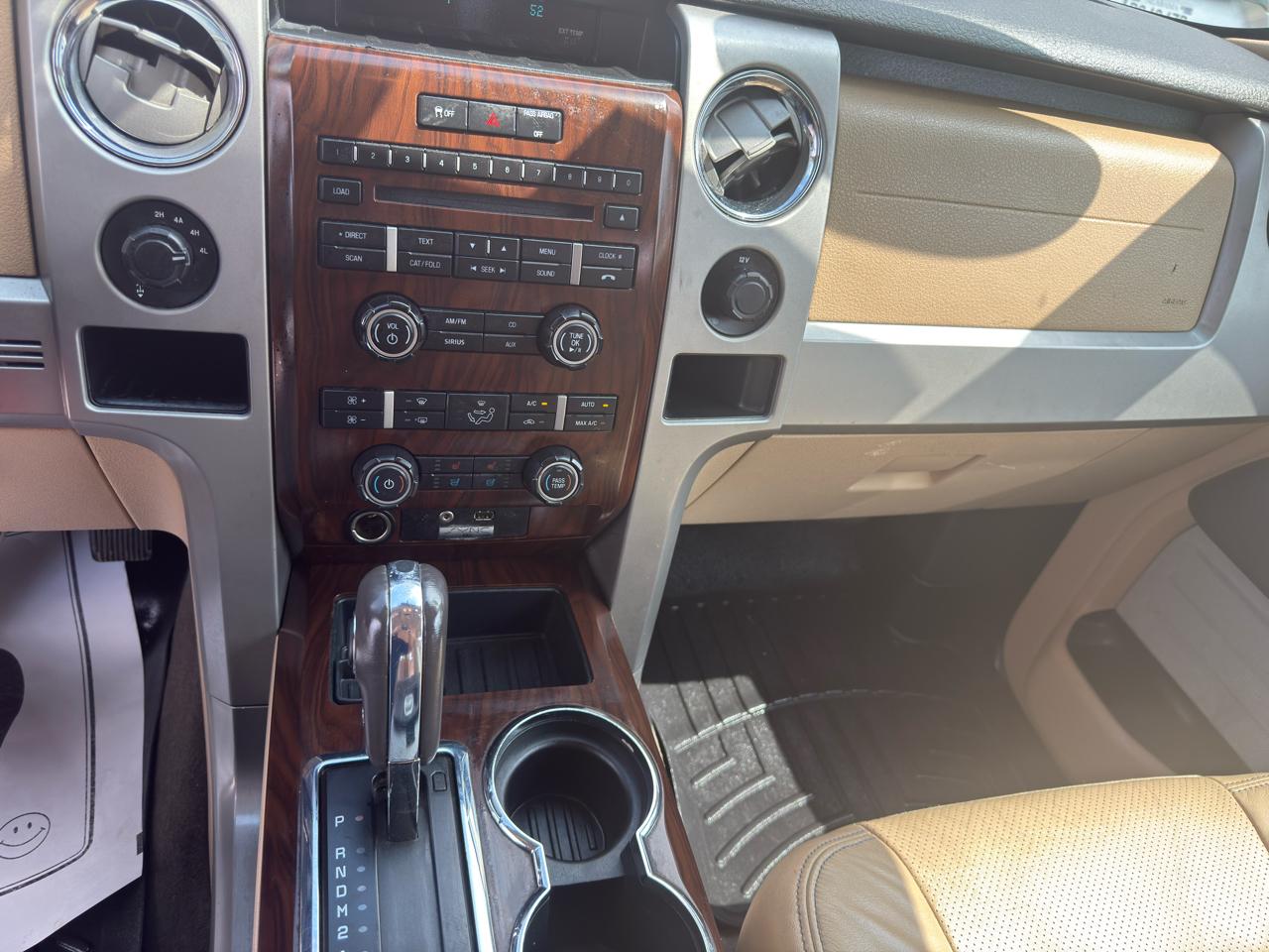 Ford F-150 XL SuperCrew 5.5-ft. Bed 4WD 2012