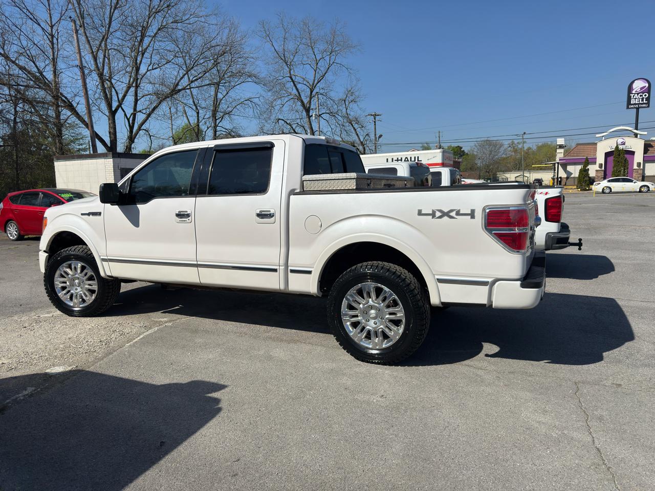 Ford F-150 XL SuperCrew 5.5-ft. Bed 4WD 2010