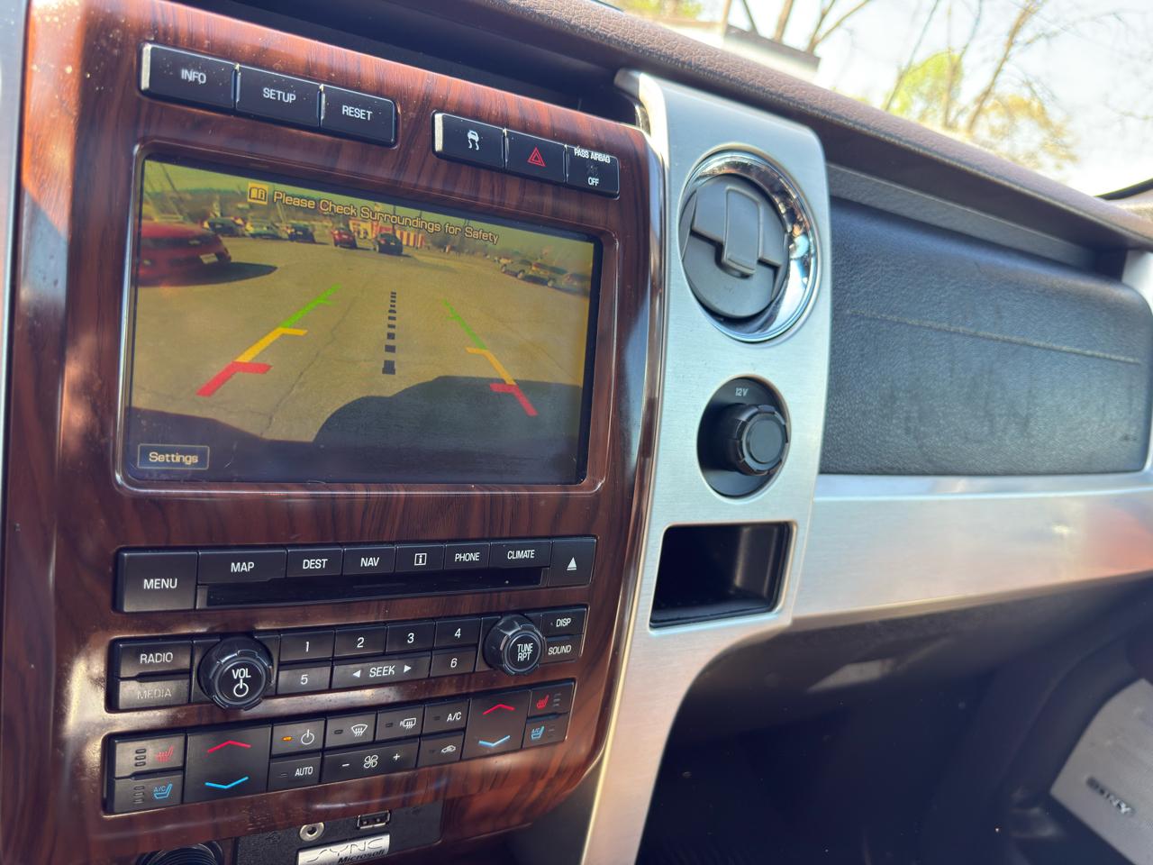 Ford F-150 XL SuperCrew 5.5-ft. Bed 4WD 2010