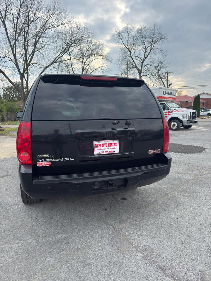 GMC Yukon XL SLE-1 1/2 Ton 2WD 2007