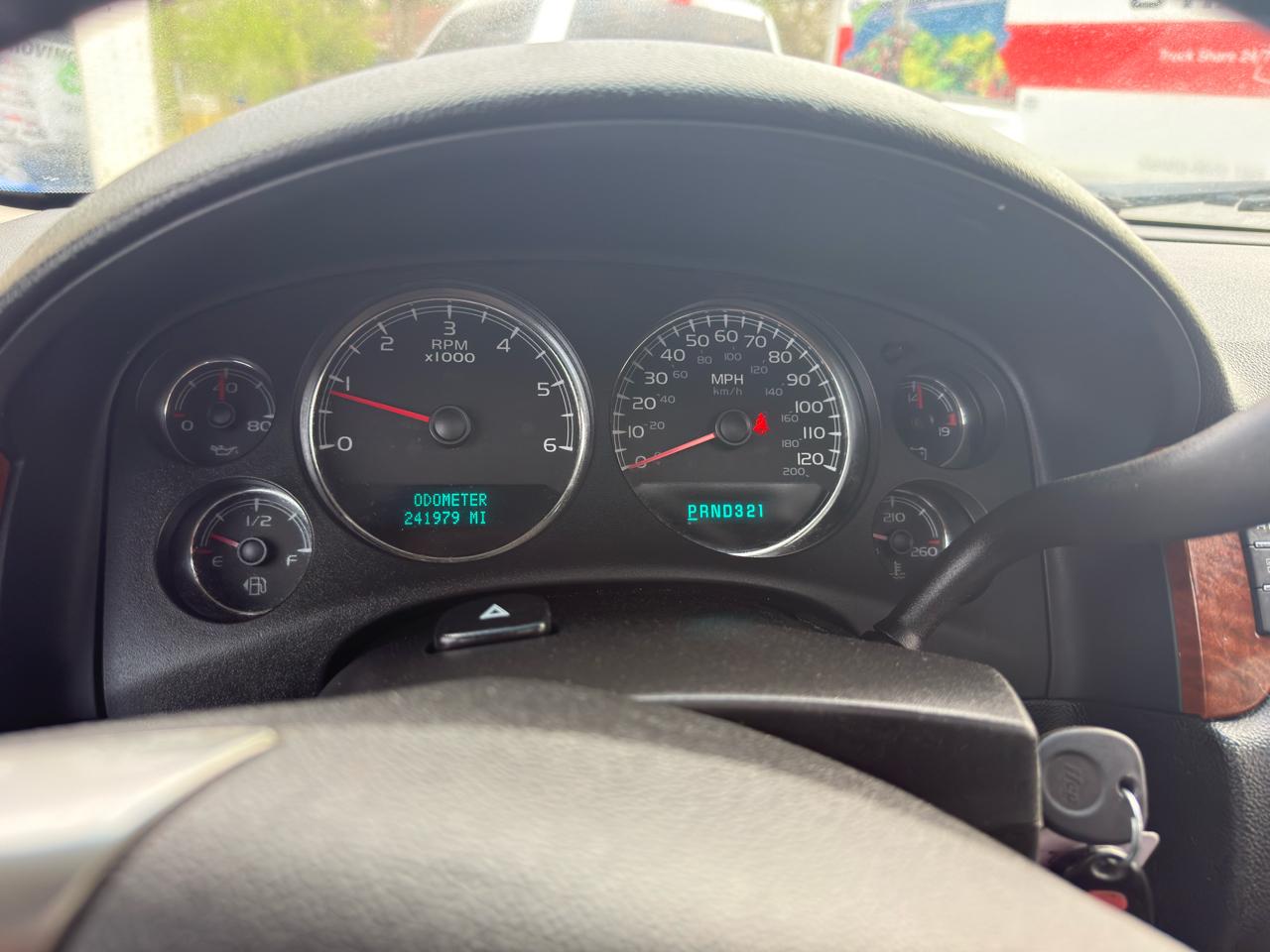 GMC Yukon XL SLE-1 1/2 Ton 2WD 2007