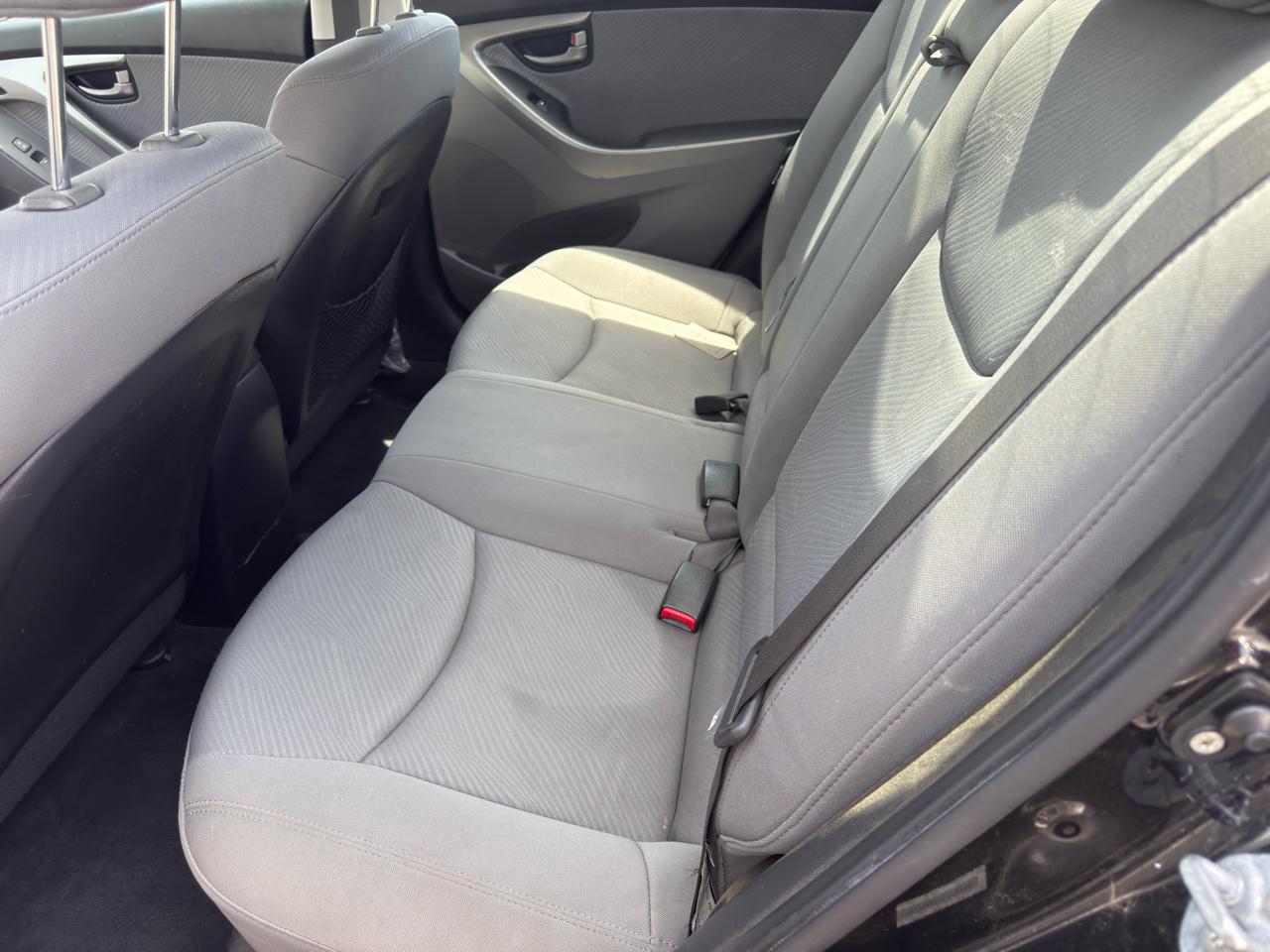 Hyundai Elantra GLS A/T 2012