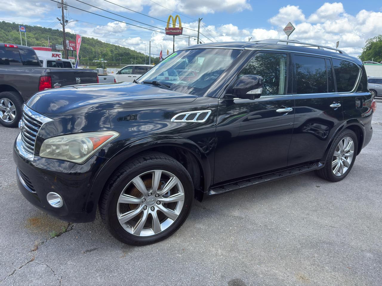 Infiniti QX56 2WD 2012