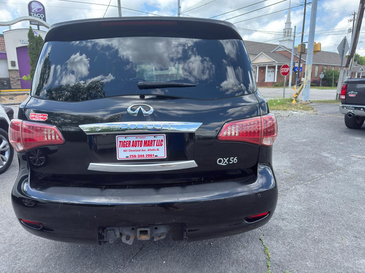 Infiniti QX56 2WD 2012