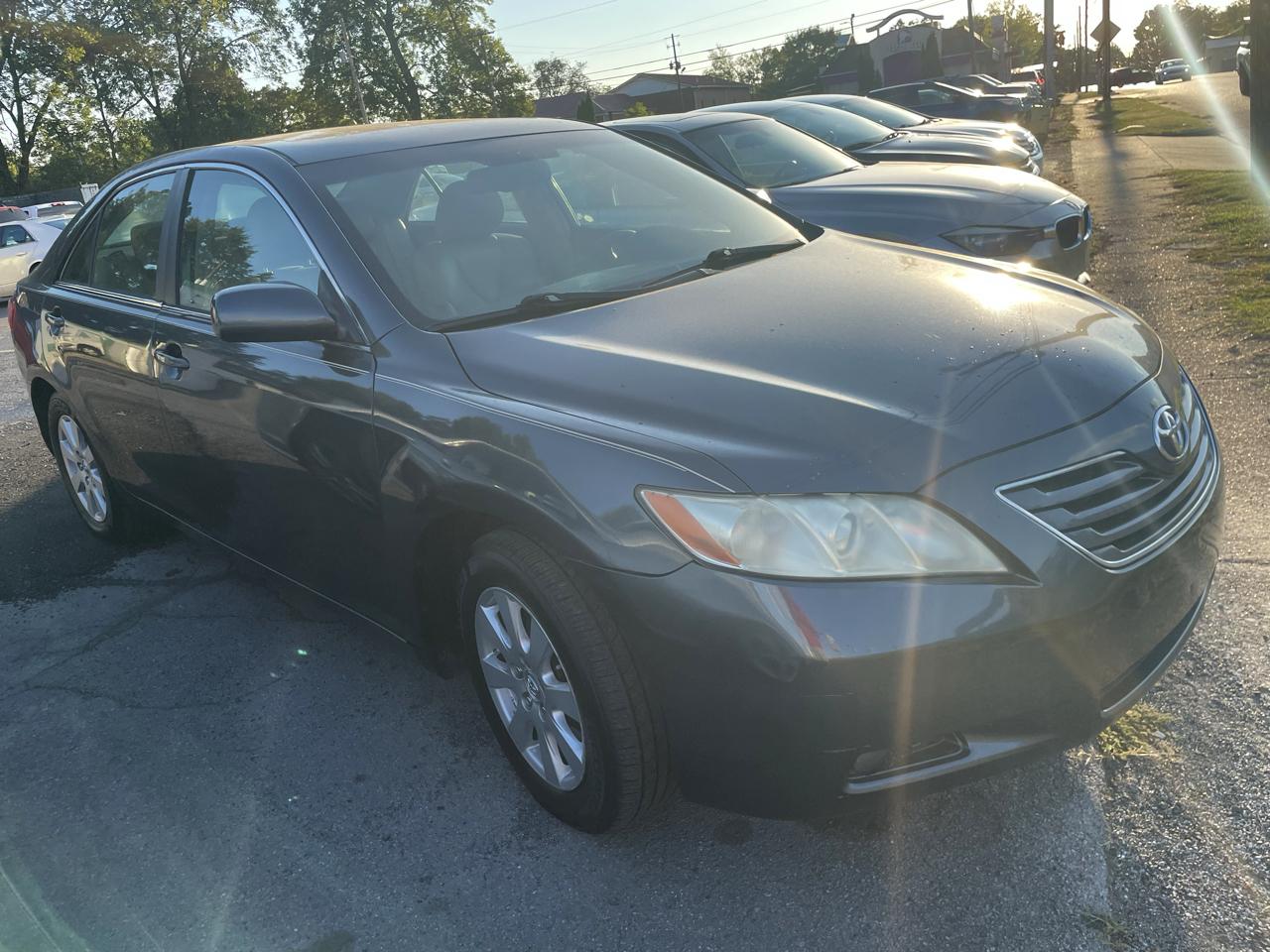 Toyota Camry SE 5-Spd AT 2009