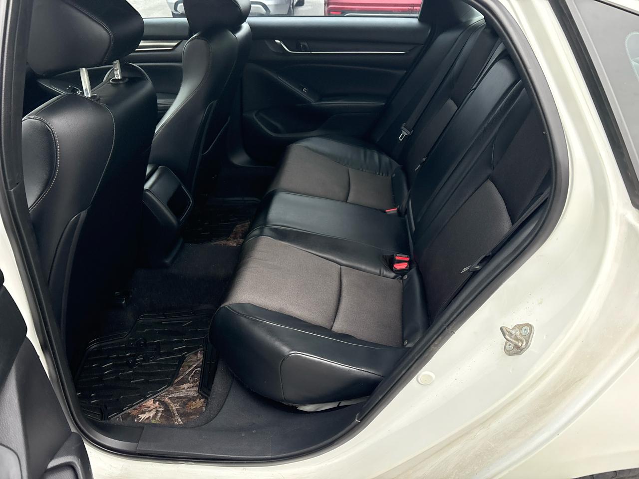 Honda Accord 4dr Sedan LX Auto 2018