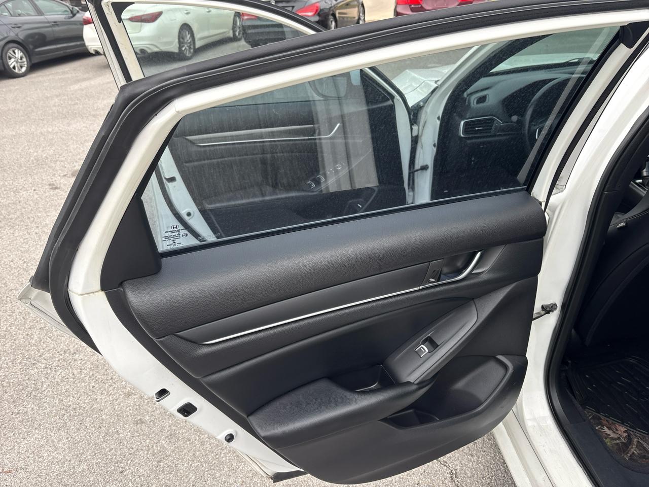 Honda Accord 4dr Sedan LX Auto 2018