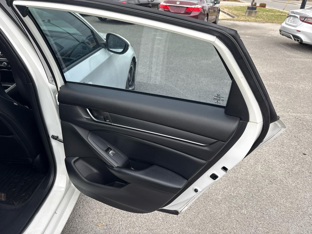 Honda Accord 4dr Sedan LX Auto 2018