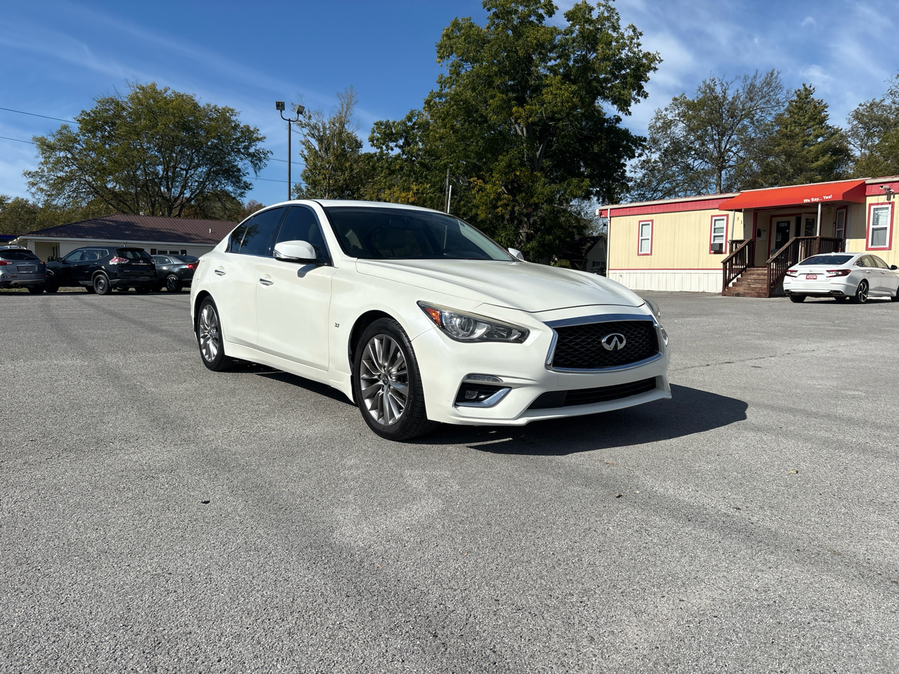 Infiniti Q50 3.0t LUXE 2019 Infiniti Q50 3.0t LUXE 2019