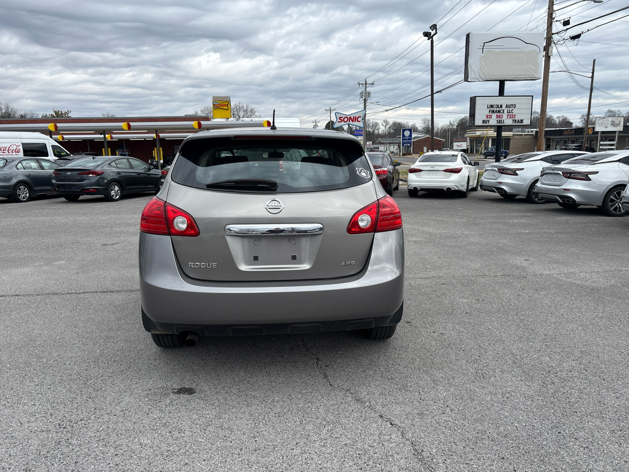 Nissan Rogue S AWD 2011