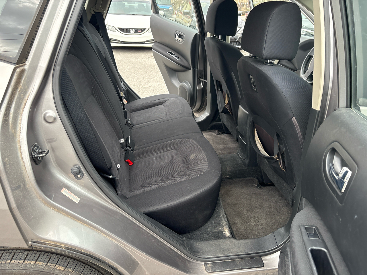 Nissan Rogue S AWD 2011