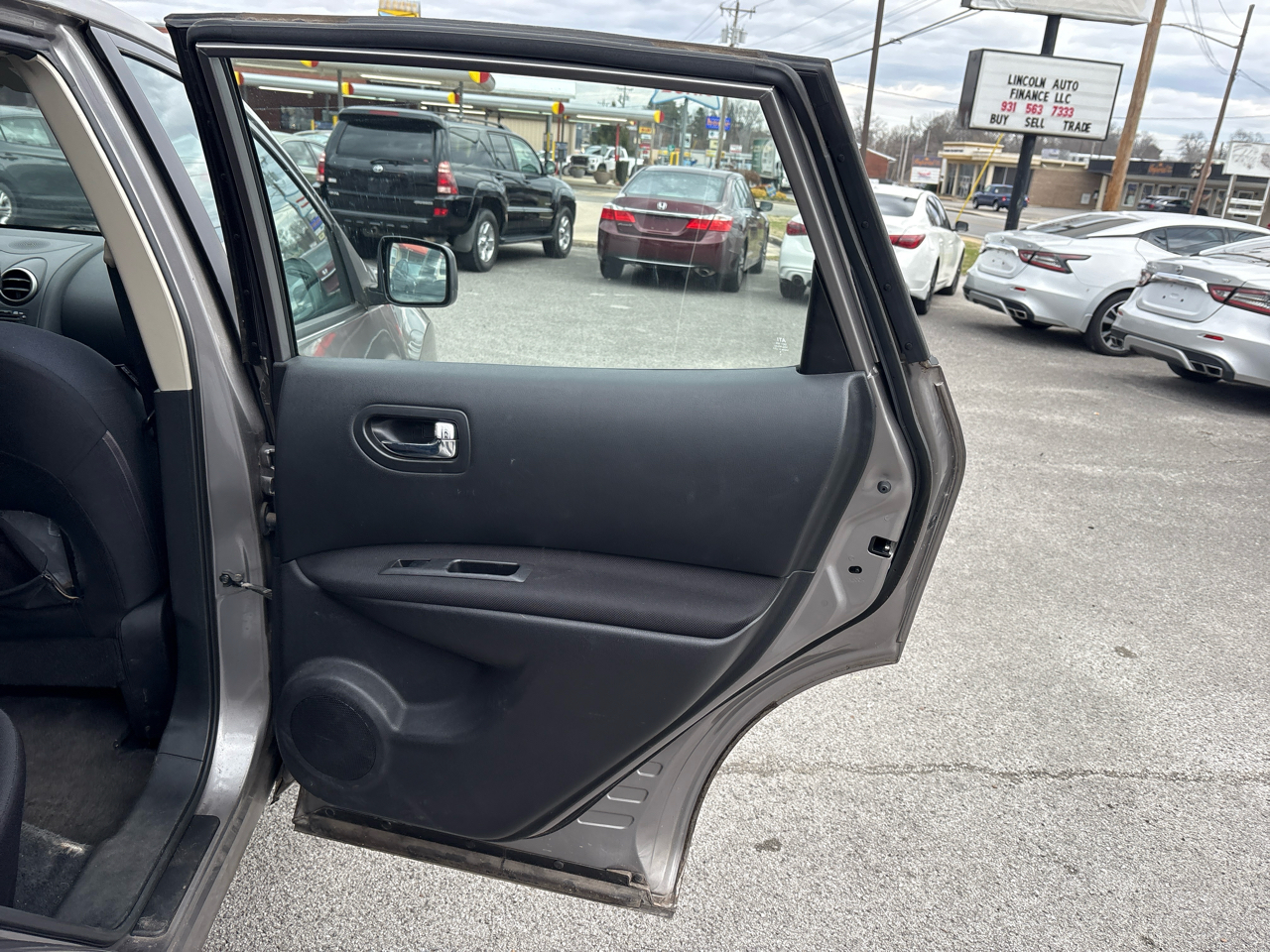 Nissan Rogue S AWD 2011