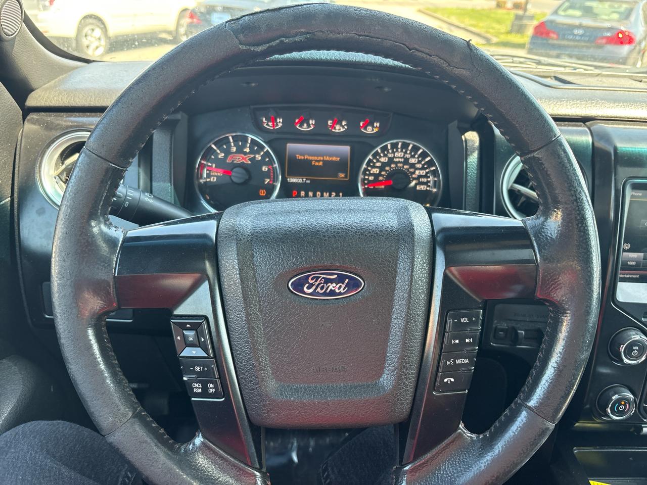 Ford F-150 FX4 SuperCrew 4WD 2013