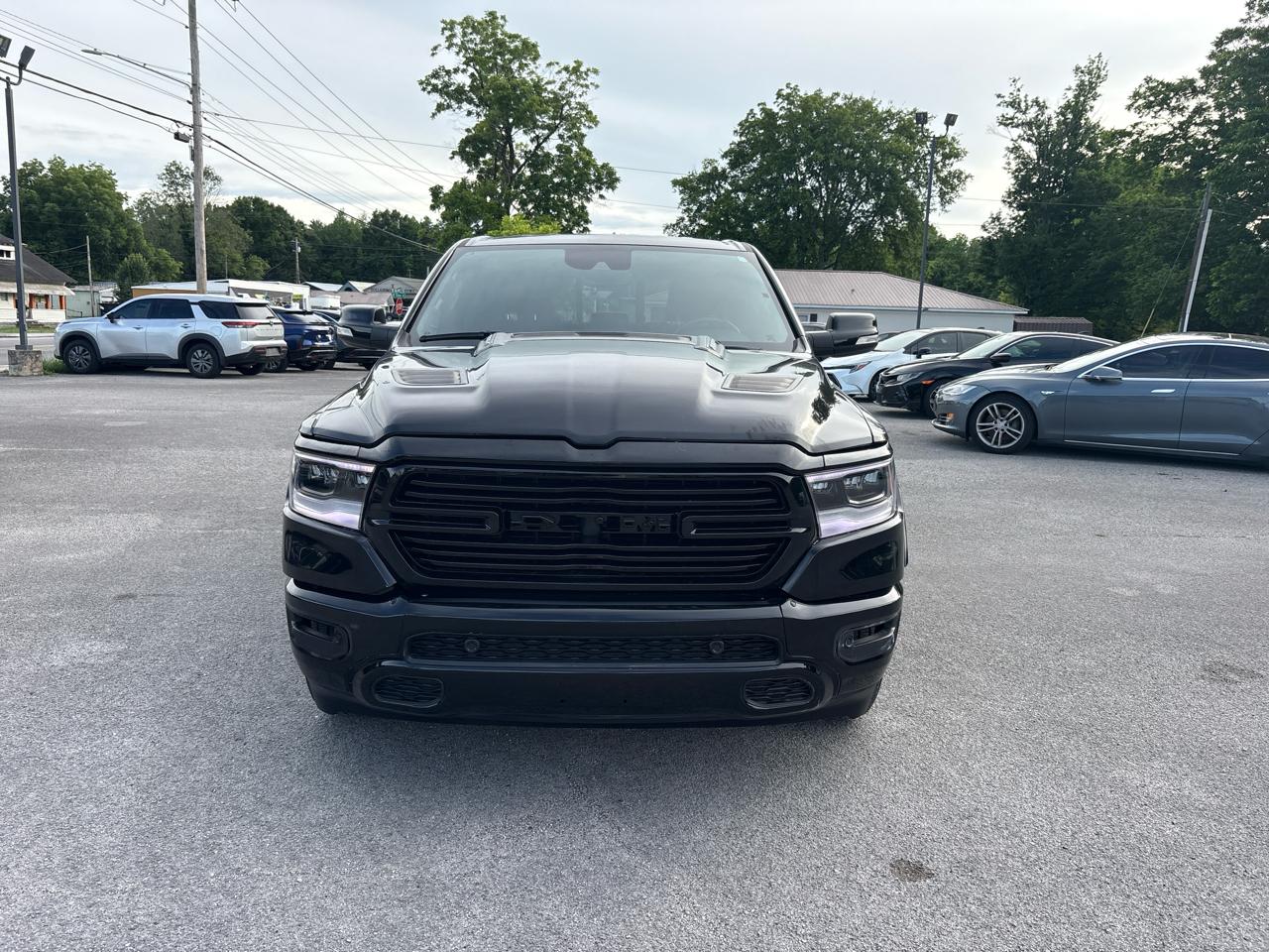 RAM 1500 Laramie Crew Cab SWB 4WD 2021