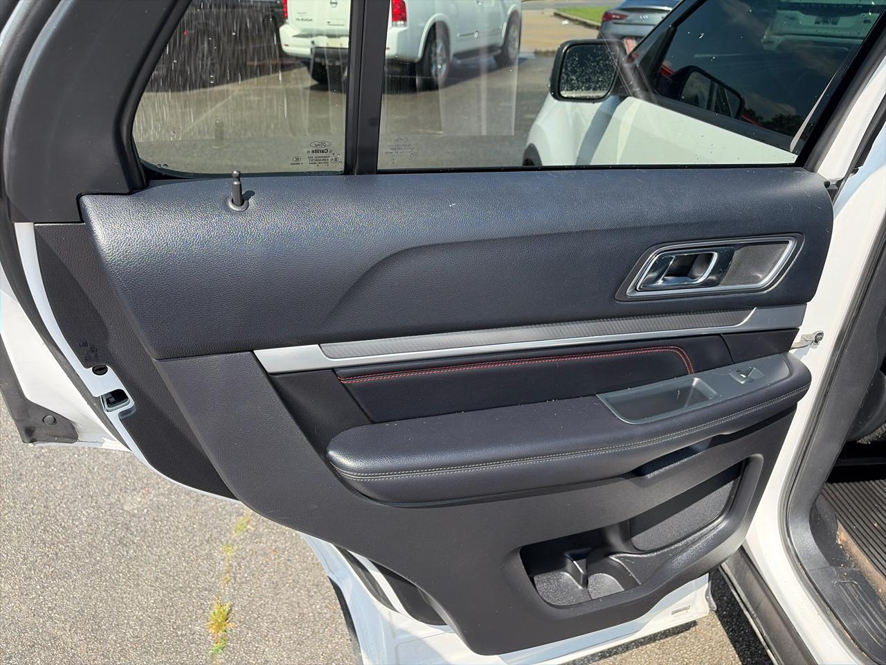 Ford Explorer Sport 4WD 2016
